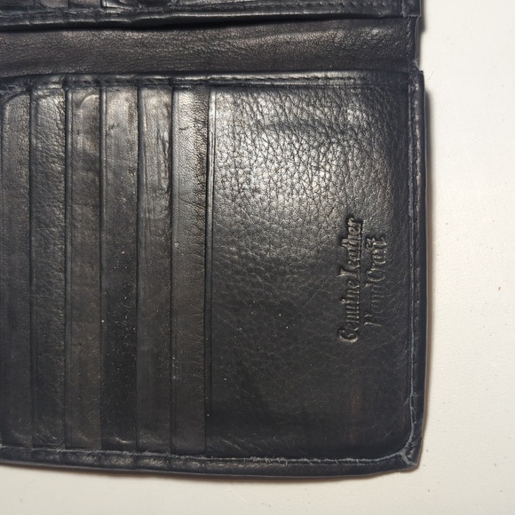 Paul & Taylor USA Black Leather Wallet - Picture 4 of 9